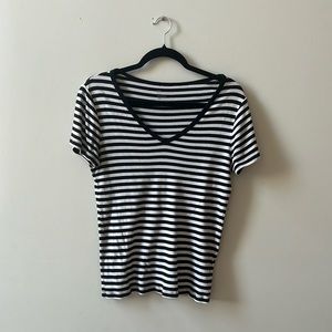 GAP Black and White Striped T-shirt